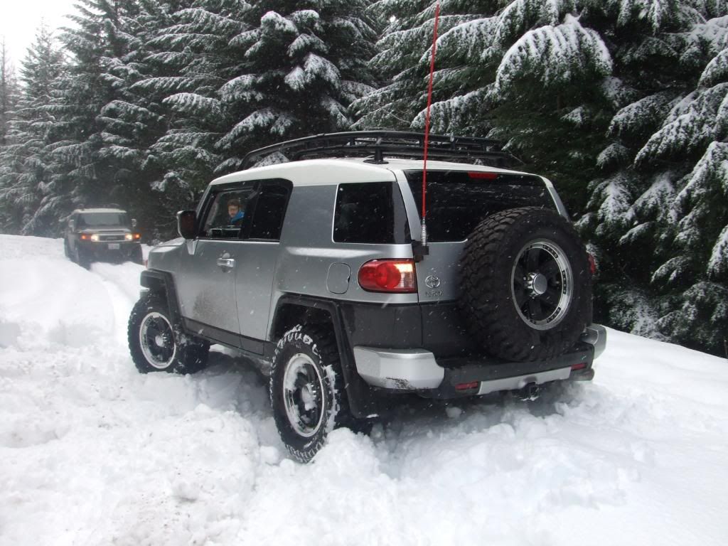 fj cruiser snow