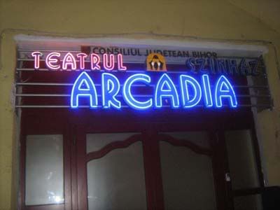 teatrucopii.jpg