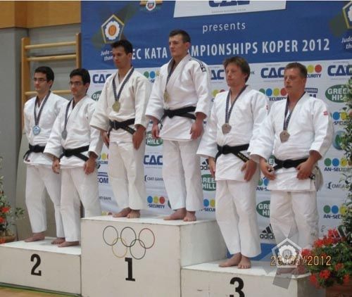 cekata2012.jpg