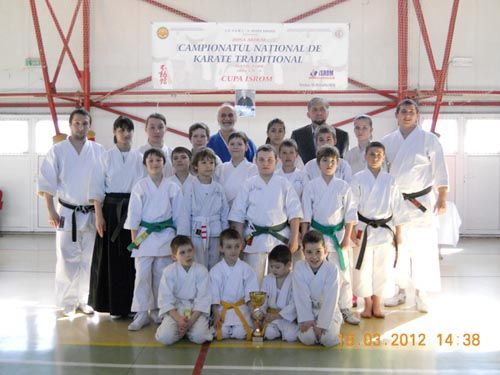 cupaisrom2012.jpg