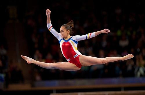 /larisaiordachesua.jpg