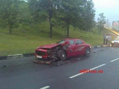 mercedesslsamgaccident.jpg