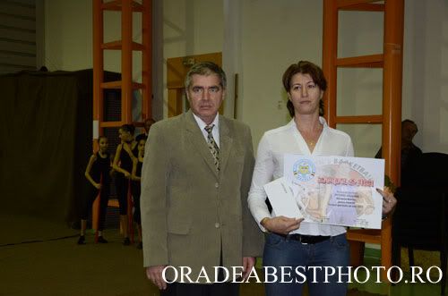 /mesarosanamariacsu2011.jpg