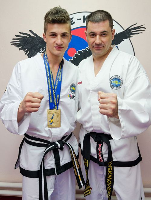 catalintopaitaekwondo_zps64a74620.jpg