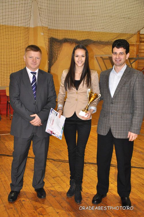 patriciapetraslps2012_zpscc8a2dc4.jpg