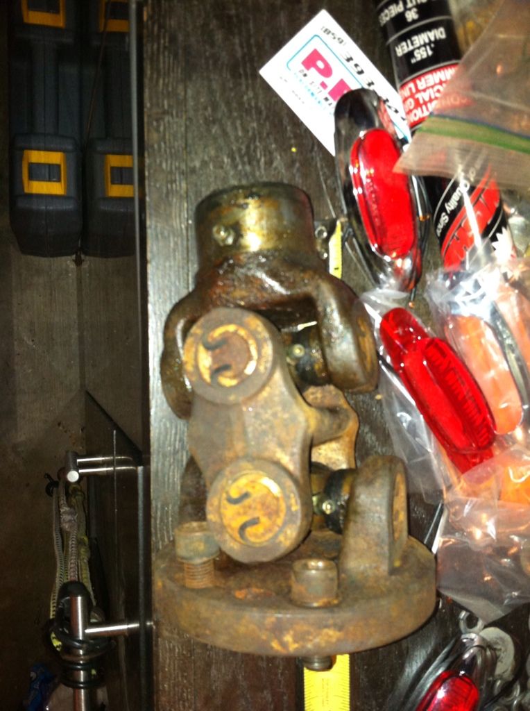 [SOLD] Chevy Bell Housing and drive shaft Performance Boats Forum