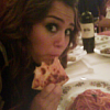 miley cyrus eat pizza and spaghetti Pictures, Images and Photos