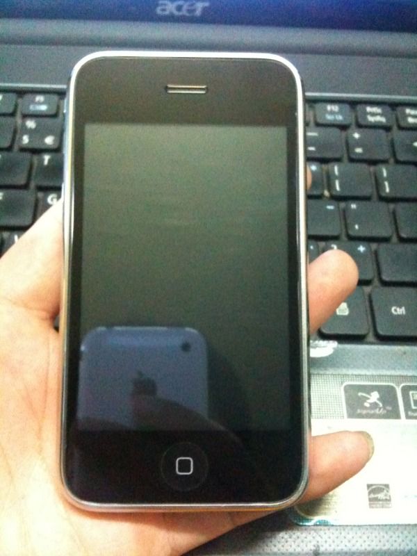 Bán iphone 3GS 8G phiên bản quốc tế 2012 máy zin đẹp giá rẻ !! (hình thật) - 1