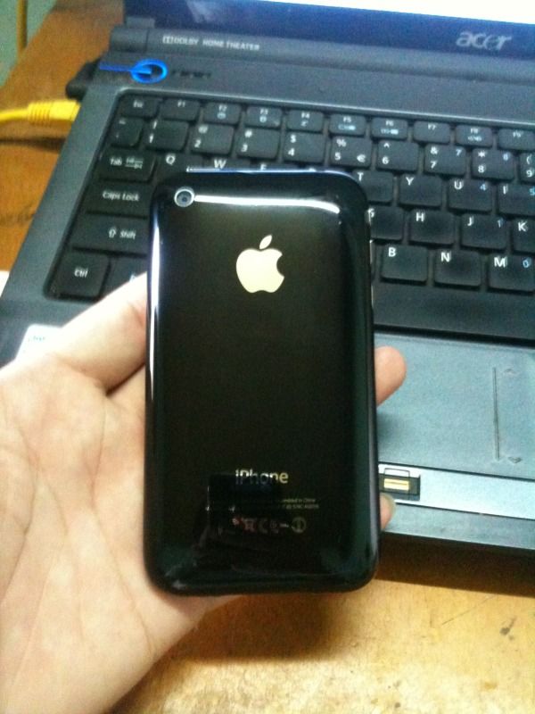 Bán iphone 3GS 8G phiên bản quốc tế 2012 máy zin đẹp giá rẻ !! (hình thật)